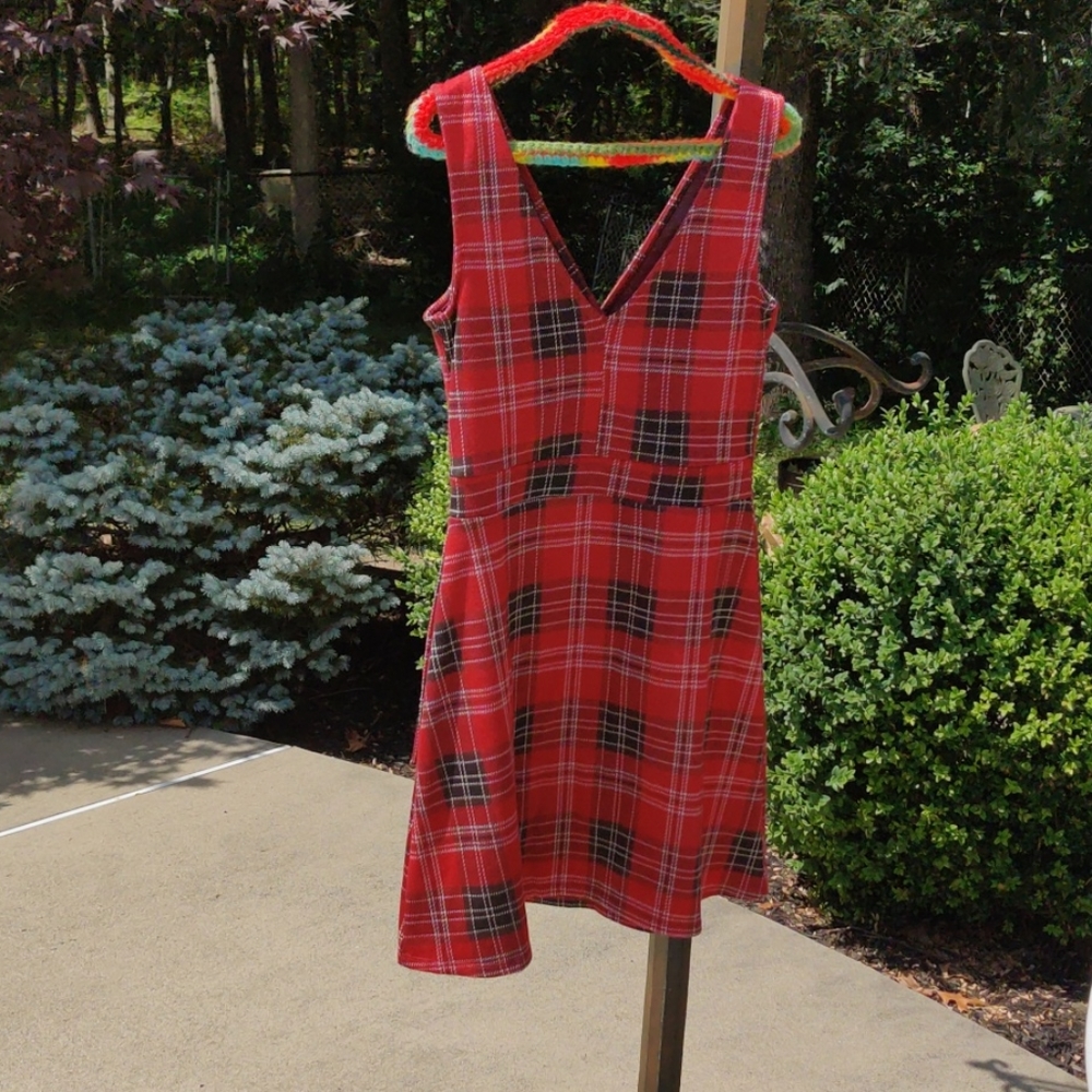 ***SOLD ON DEPOP*** Red Plaid Punk Dress - Picture 9 of 9